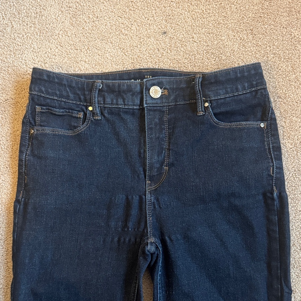 White House Black Market Women's Dark Blue Skinny Jeans - Picture 3 of 7